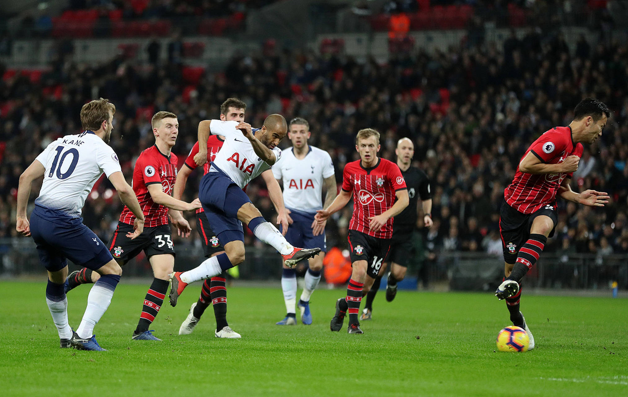 是他对足球 是他对足球